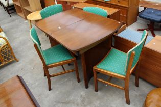 A MID 20TH CENTURY WALNUT EXTENDING DINING TABLE AND FOUR CHAIRS