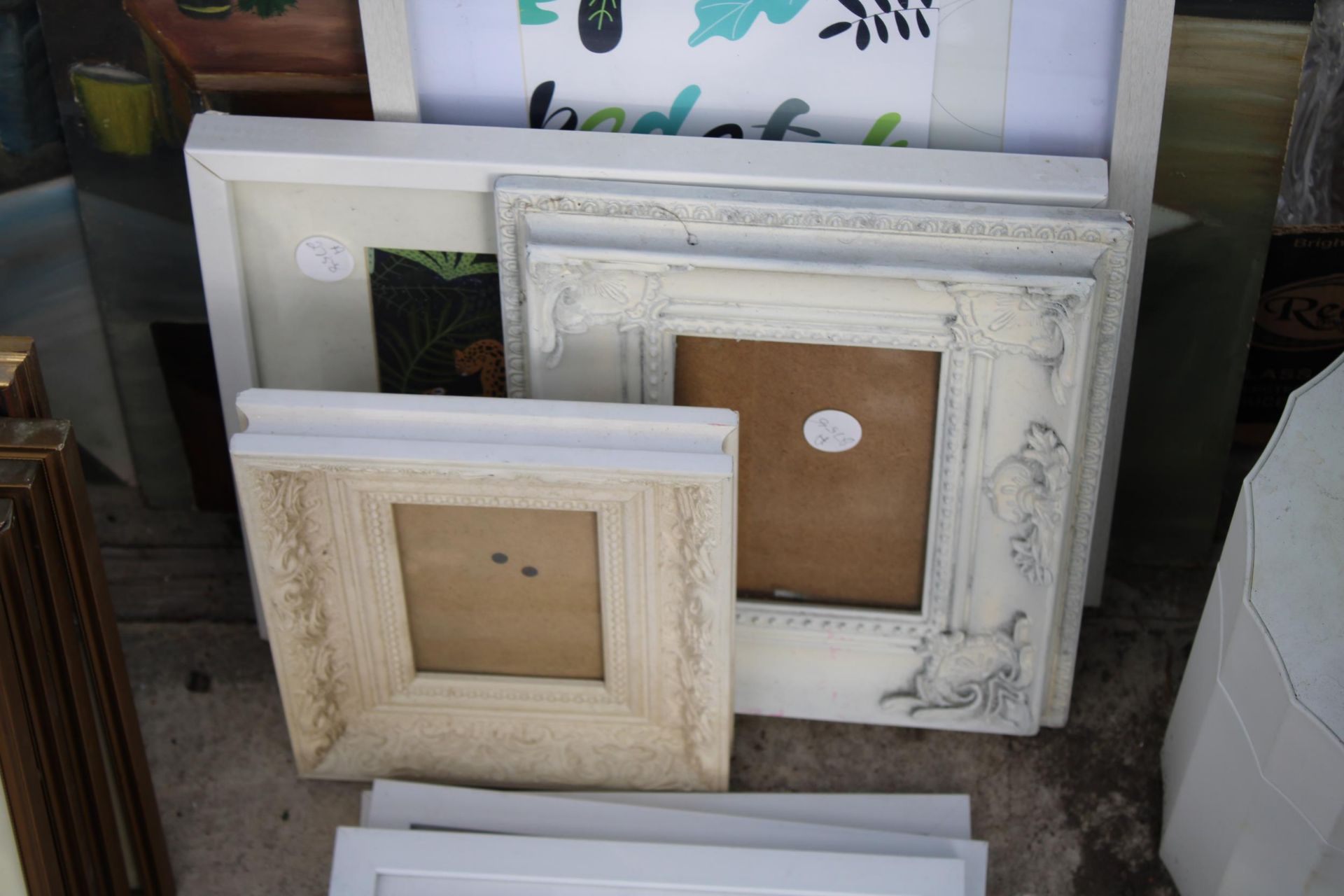 AN ASSORTMENT OF EMPTY PICTURE FRAMES - Image 2 of 2