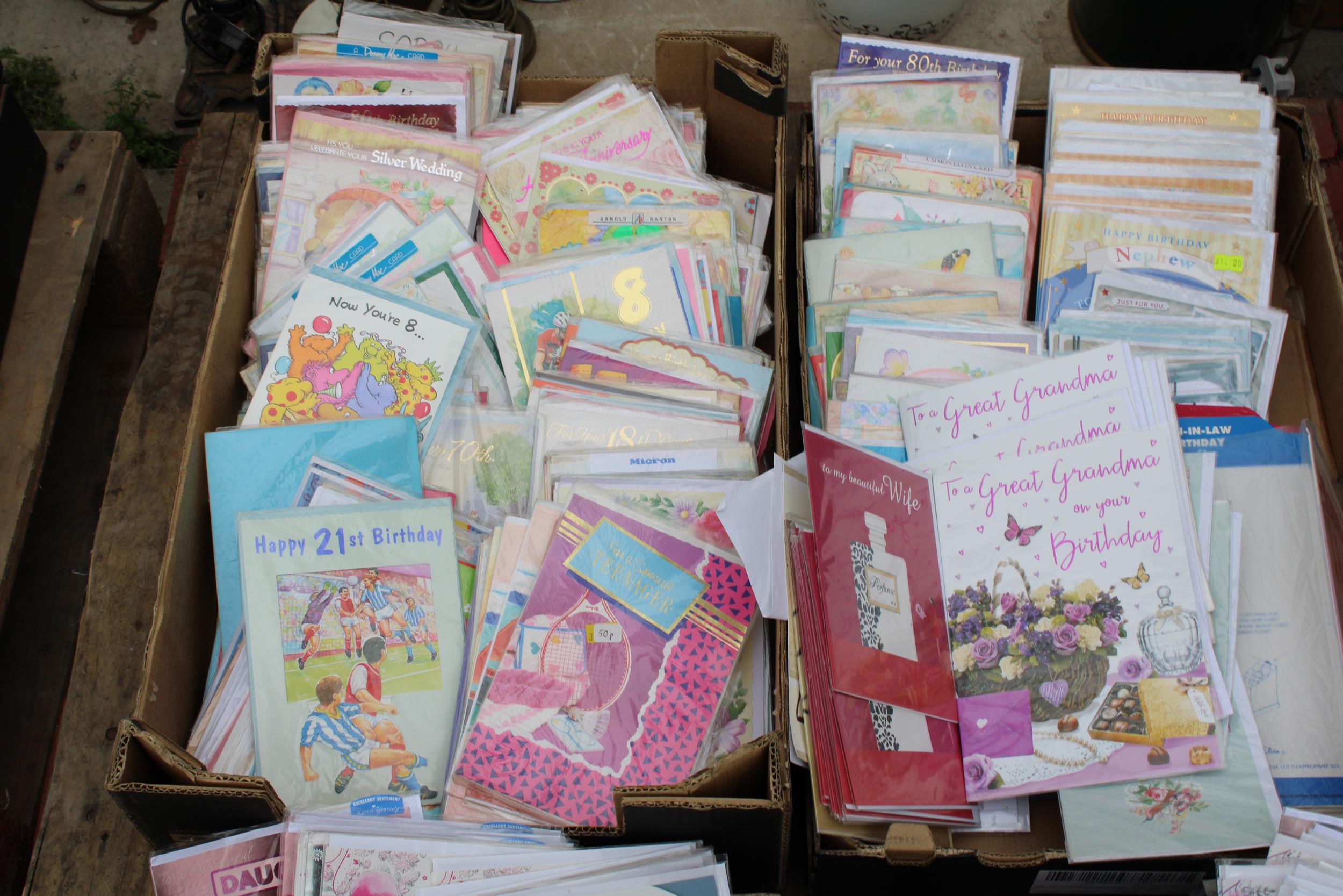 A LARGE QUANTITY OF AS NEW AND SEALED GREETINGS CARDS - Image 2 of 3