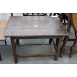 A SMALL OAK GEORGIAN LOW TABLE 27" X 19"