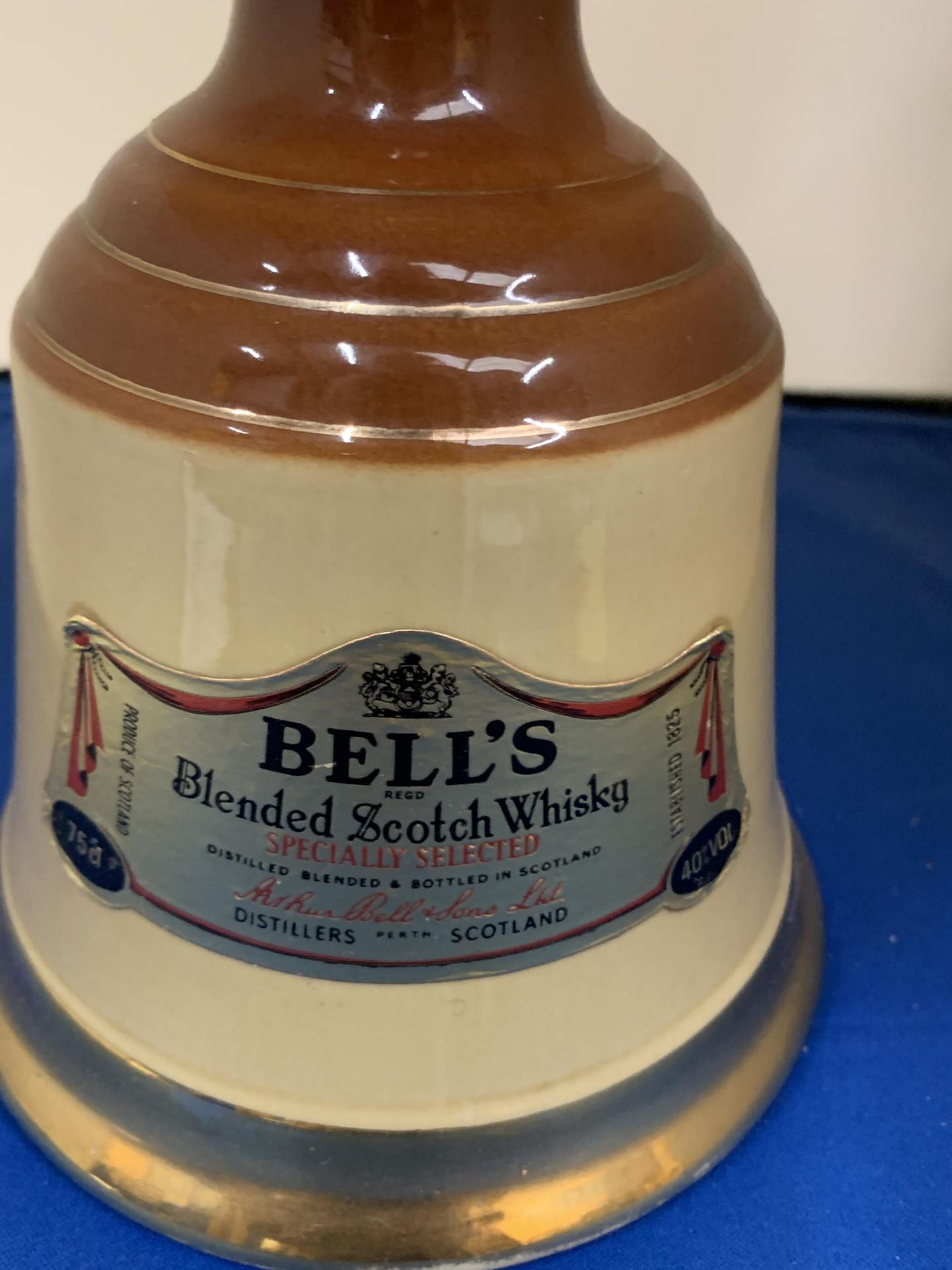 A BELLS CERAMIC BELL OF BLENDED SCOTCH WHISKY (CORK A/F) - Image 2 of 4