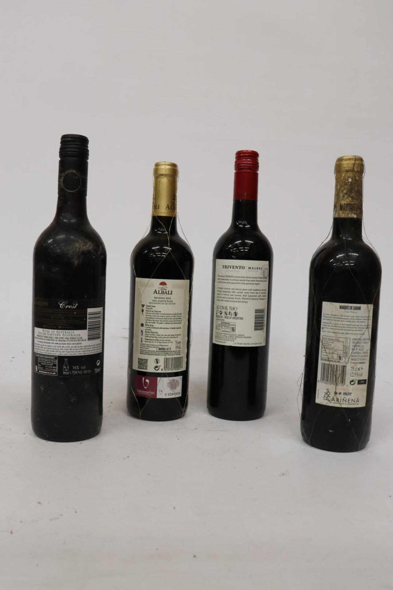 FOUR MIXED RED WINES TO INCLUDE TRIVENTO ARGENTINA 2016 MALBEC RESERVE, VINA ALBALI 2012 RESERVA, - Bild 4 aus 5