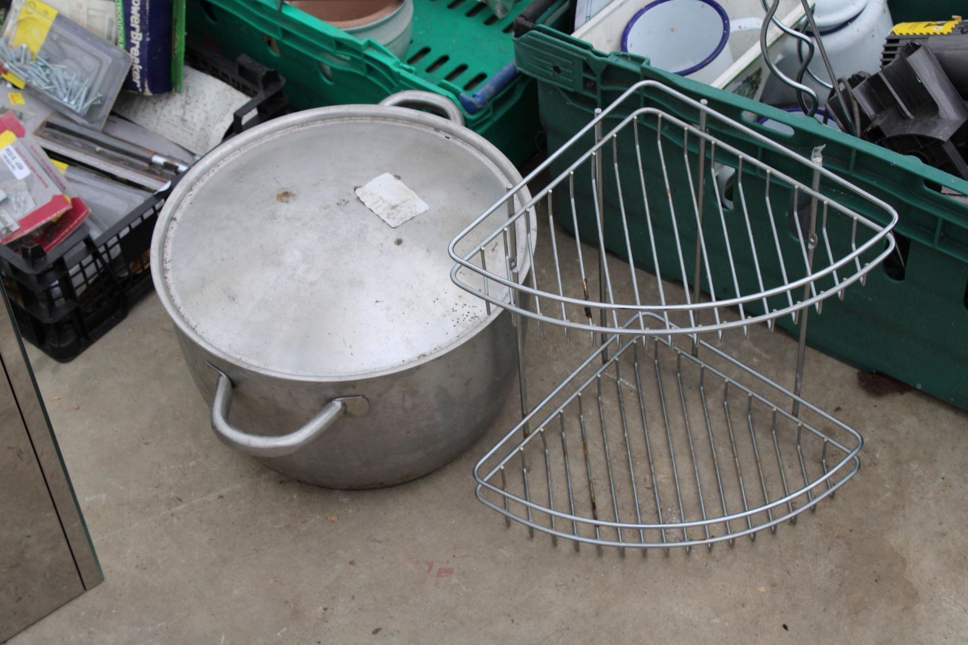 AN ASSORTMENT OF ITEMS TO INCLUDE A SHELVING RACK, A COOKING POT AND HARDWARE ETC - Image 6 of 6