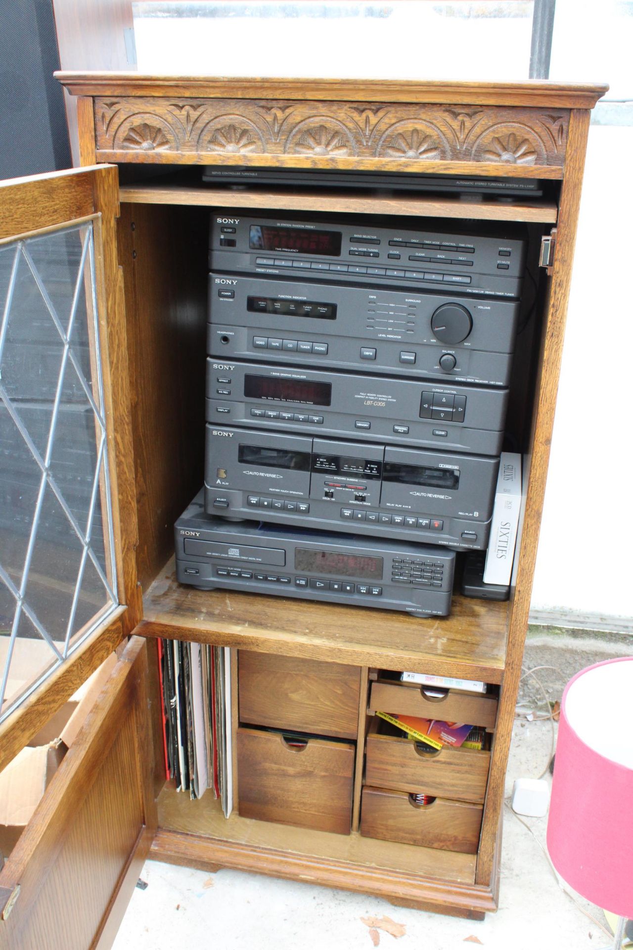 AN OAK RECORD CABINET CONTAINING A SONY COMPACT HI-FI STEREO SYSTEM - Image 2 of 2