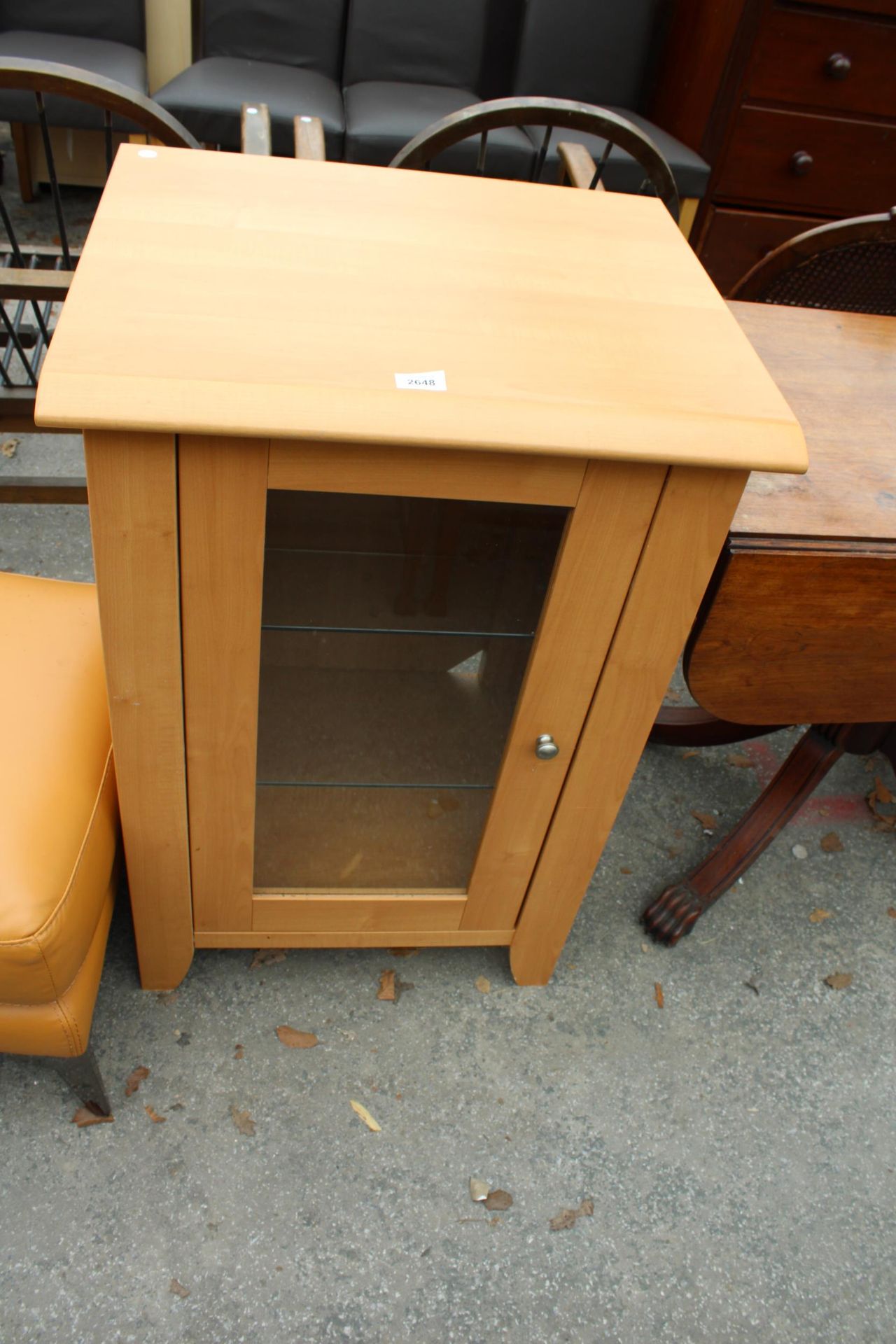 A MODERN GLASS FRONTED CABINET 23" WIDE