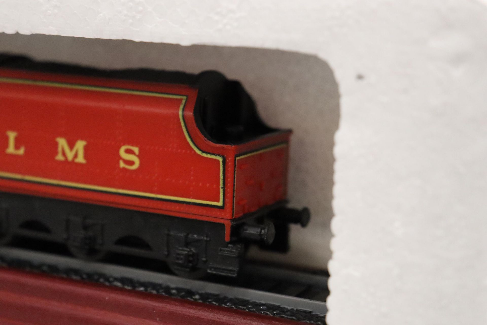 TWO MODEL LOCOS - Image 8 of 9
