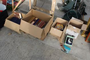 A LARGE ASSORTMENT OF VINTAGE BOOKS