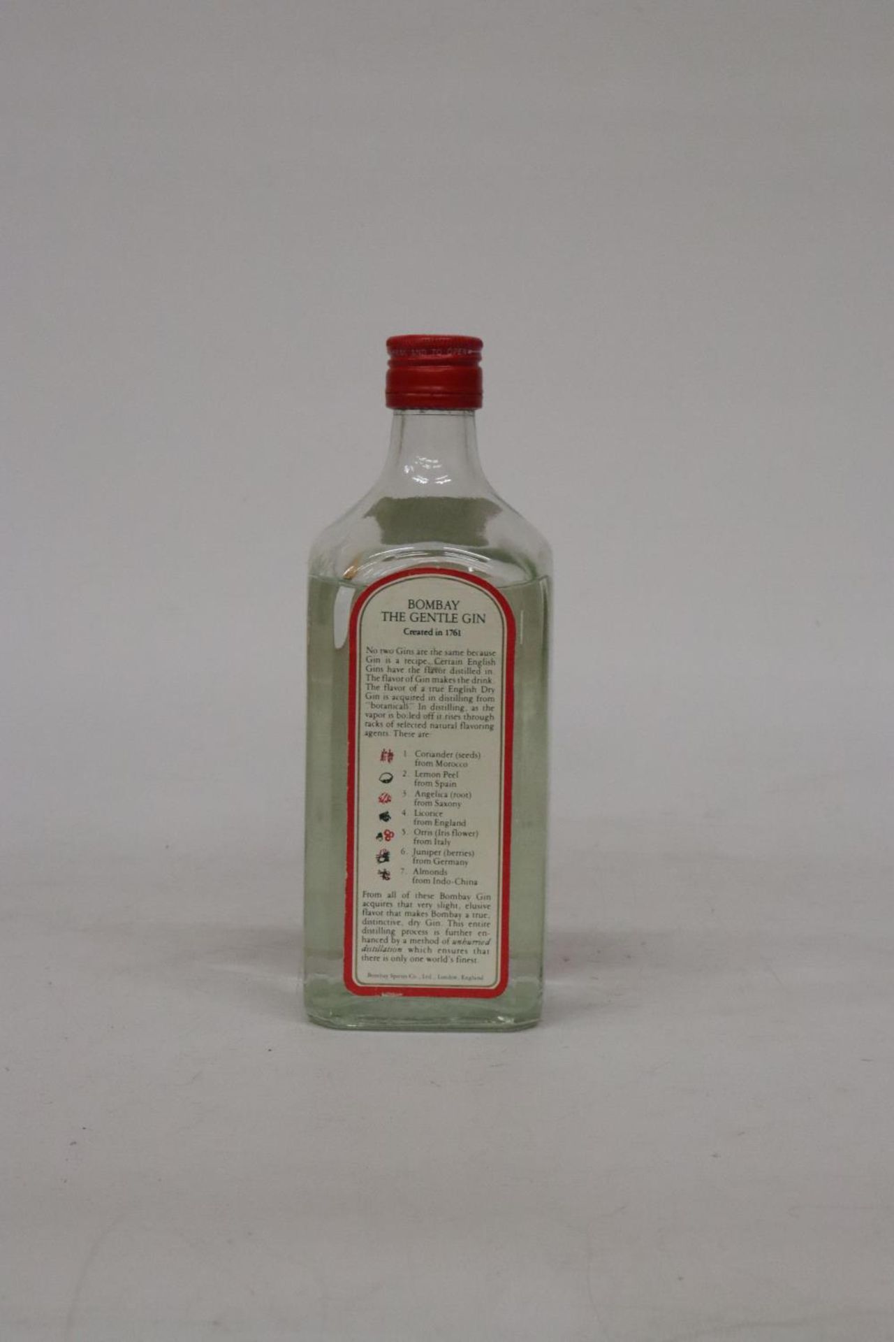 A 75CL BOTTLE OF BOMBAY DISTILLED LONDON DRY GIN - Image 2 of 3