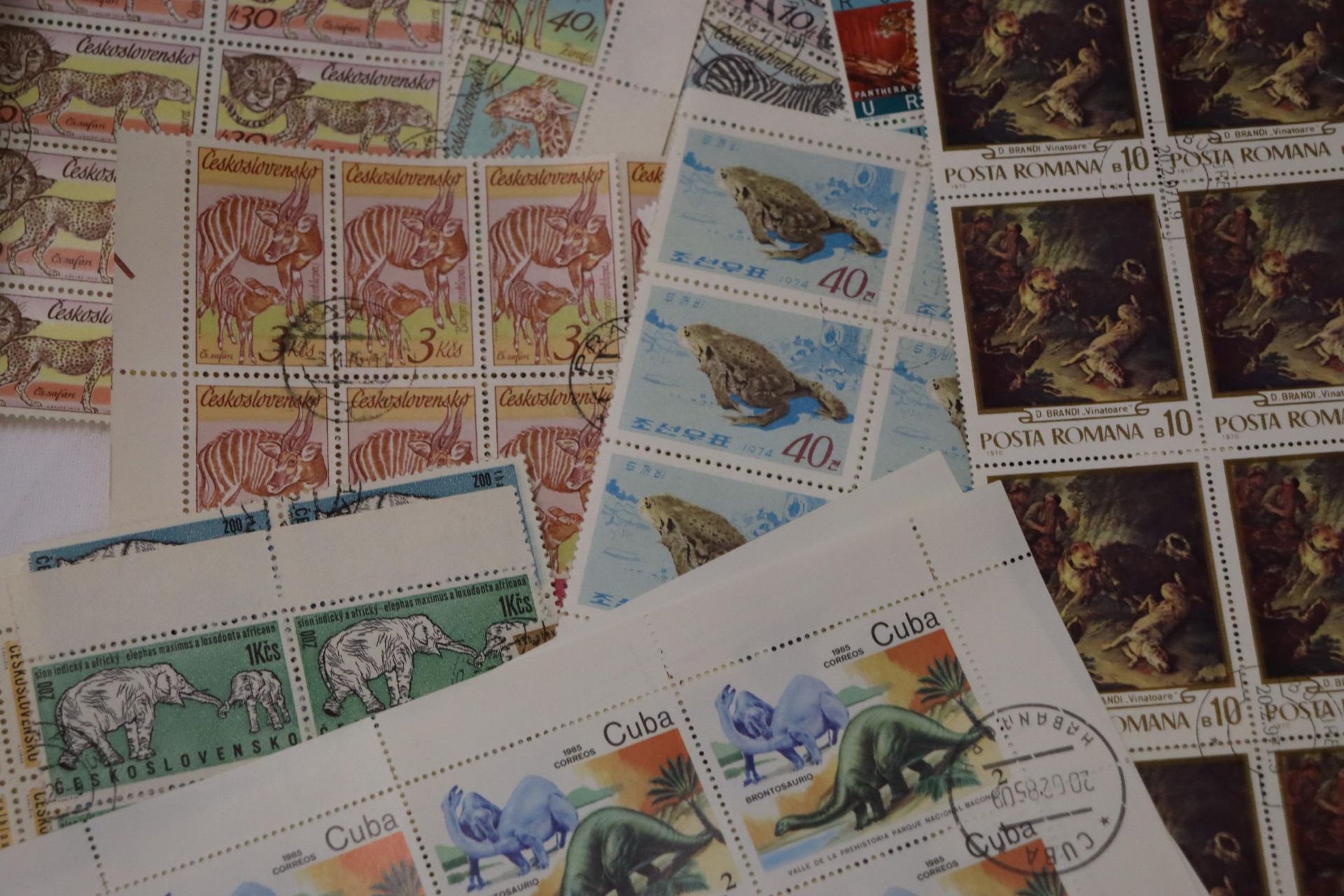A COLLECTION OF BLOCKS OF STAMPS - Bild 5 aus 10