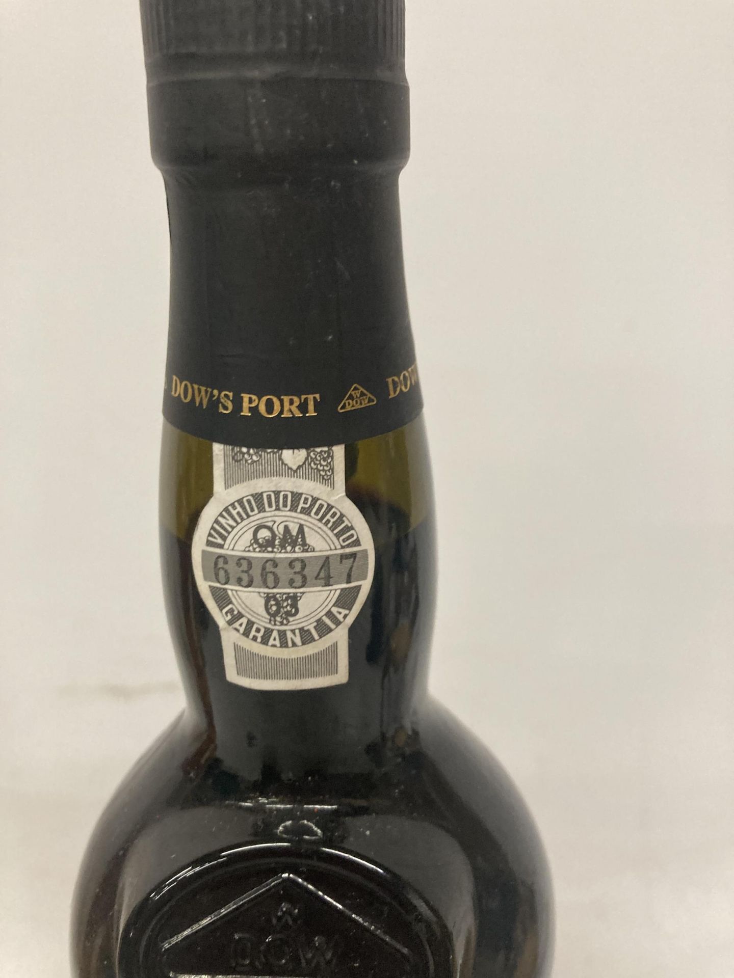 A BOTTLE OF DOWS TRADEMARK FINEST RESERVE PORT - Image 3 of 4
