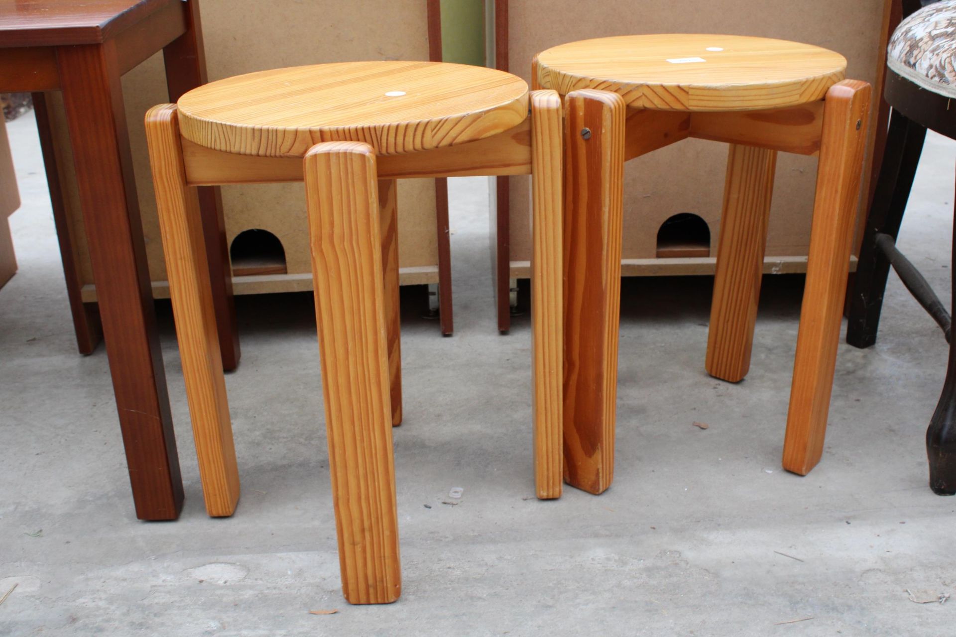 A PAIR OF PINE STACKING STOOLS AND A LAMP TABLE - Image 2 of 2