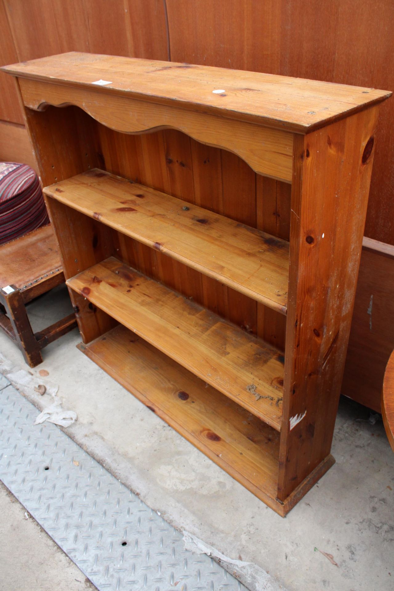 A MODERN PINE THREE TIER BOOKCASE - Image 2 of 2