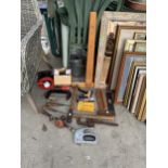 AN ASSORTMENT OF TOOLS TO INCLUDE HAMMERS, A G CLAMP AND STILSENS ETC