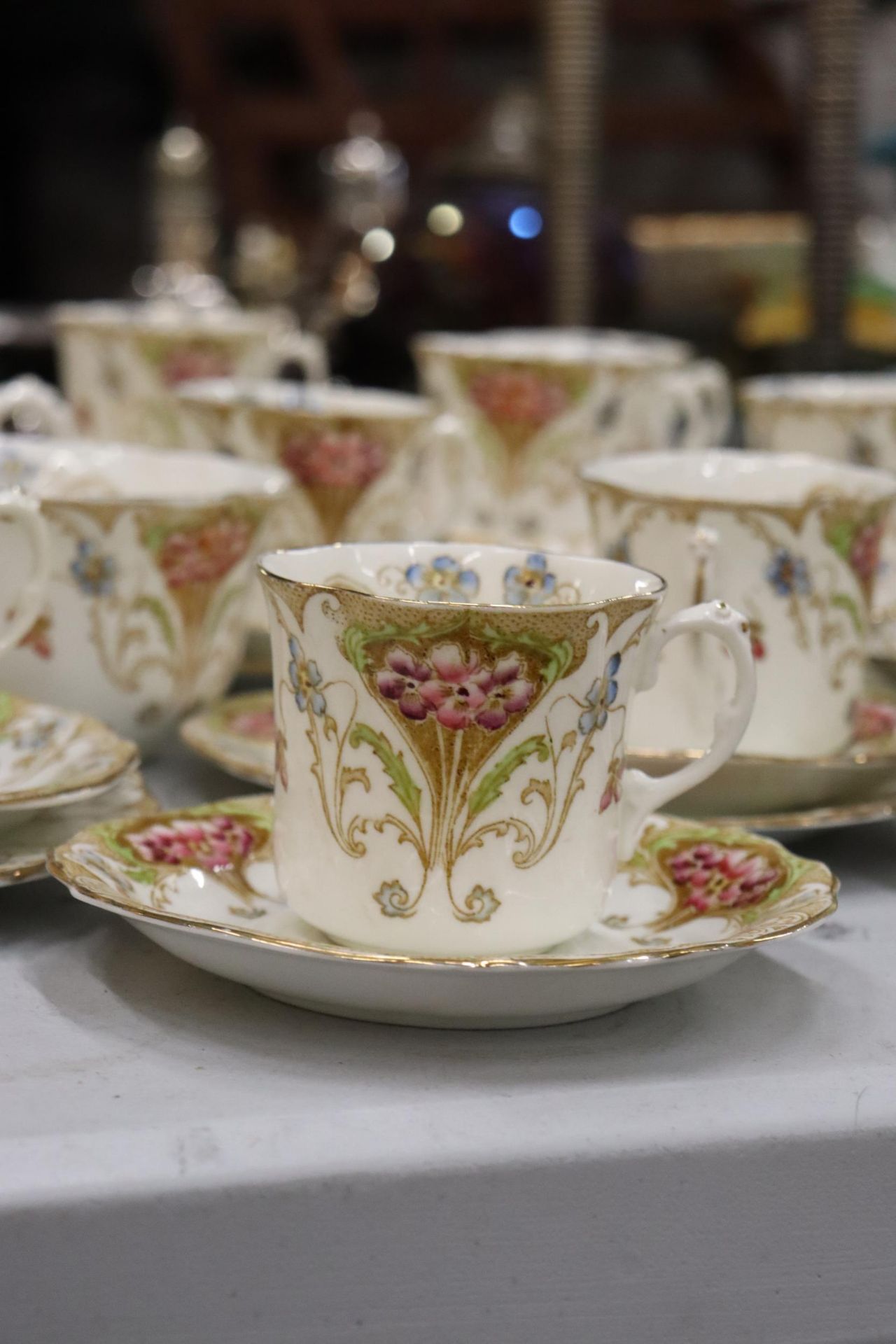 A LATE 18TH/EARLY 19TH CENTURY TEASET BY FRED B PEARCE & CO, LONDON, TO INCLUDE CAKE PLATES, A CREAM - Image 2 of 10
