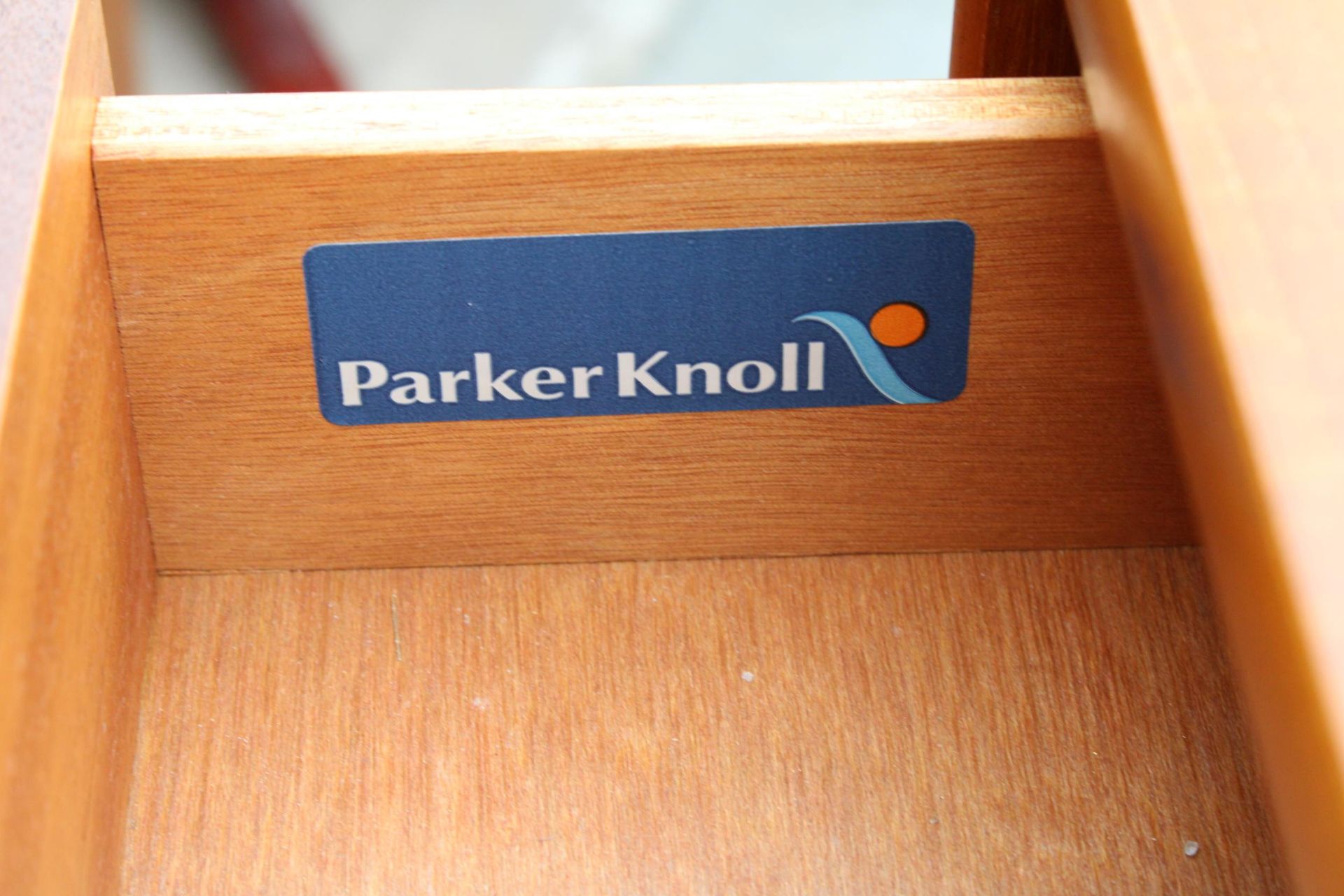 A RETRO TEAK PARKER KNOLL OPEN BOOKCASE WITH SINGLE DRAWER 34" WIDE - Image 3 of 3