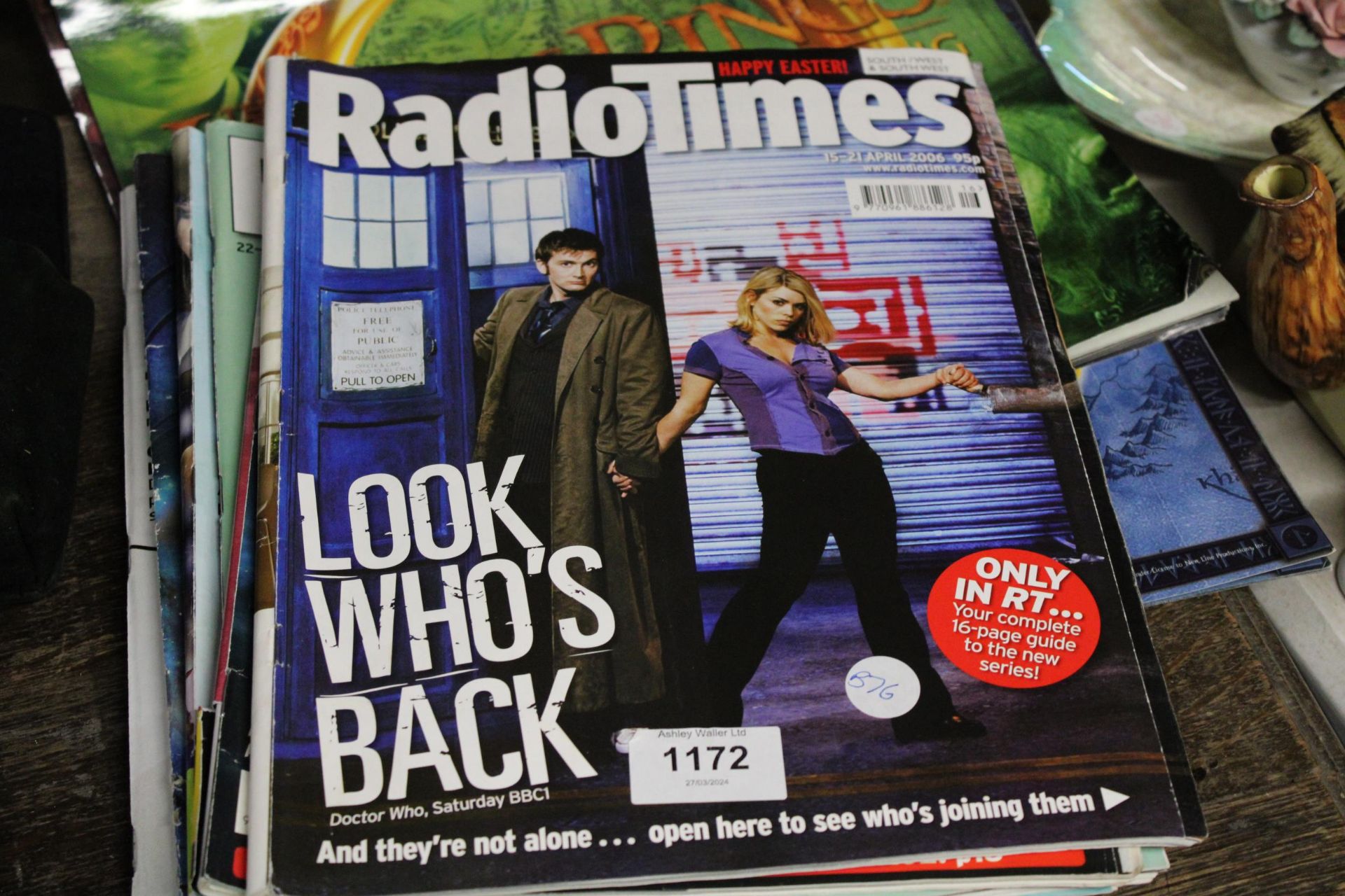 A QUANTITY OF EIGHT RADIO TIMES MAGAZINES WITH A FURTHER TWO LORD OF THE RINGS CALENDARS - Image 4 of 5