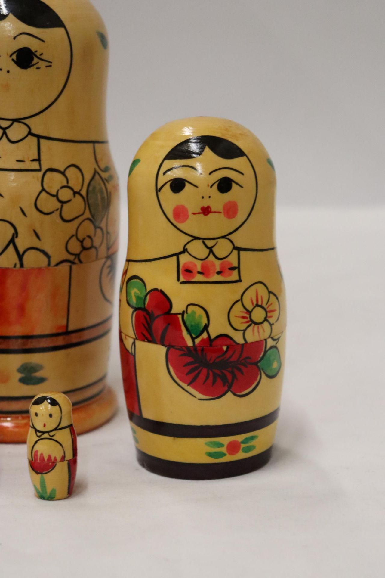 A LARGE RUSSIAN NESTING DOLL - Image 3 of 7