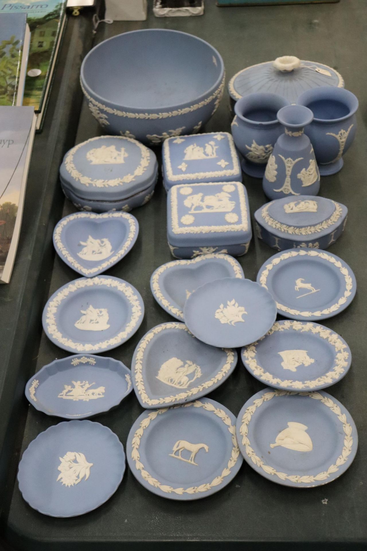 A COLLECTION OF POWDER BLUE WEDGWOOD JASPERWARE TO INCLUDE PIN TRAYS, TRINKET BOXES, VASES, BOWLS,