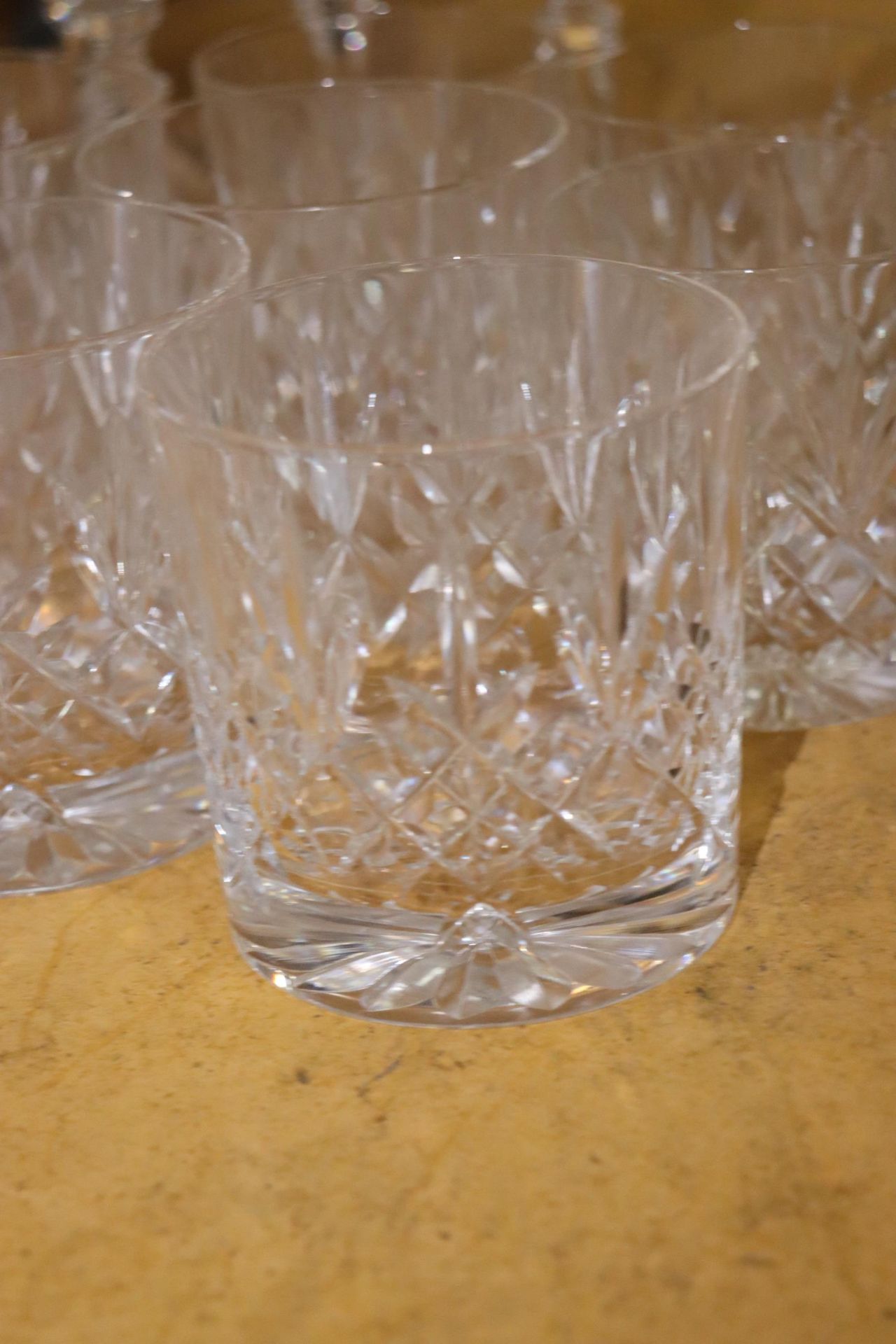 A QUANTITY OF EDINBURGH CRYSTAL DRINKING GLASSES - Image 6 of 8