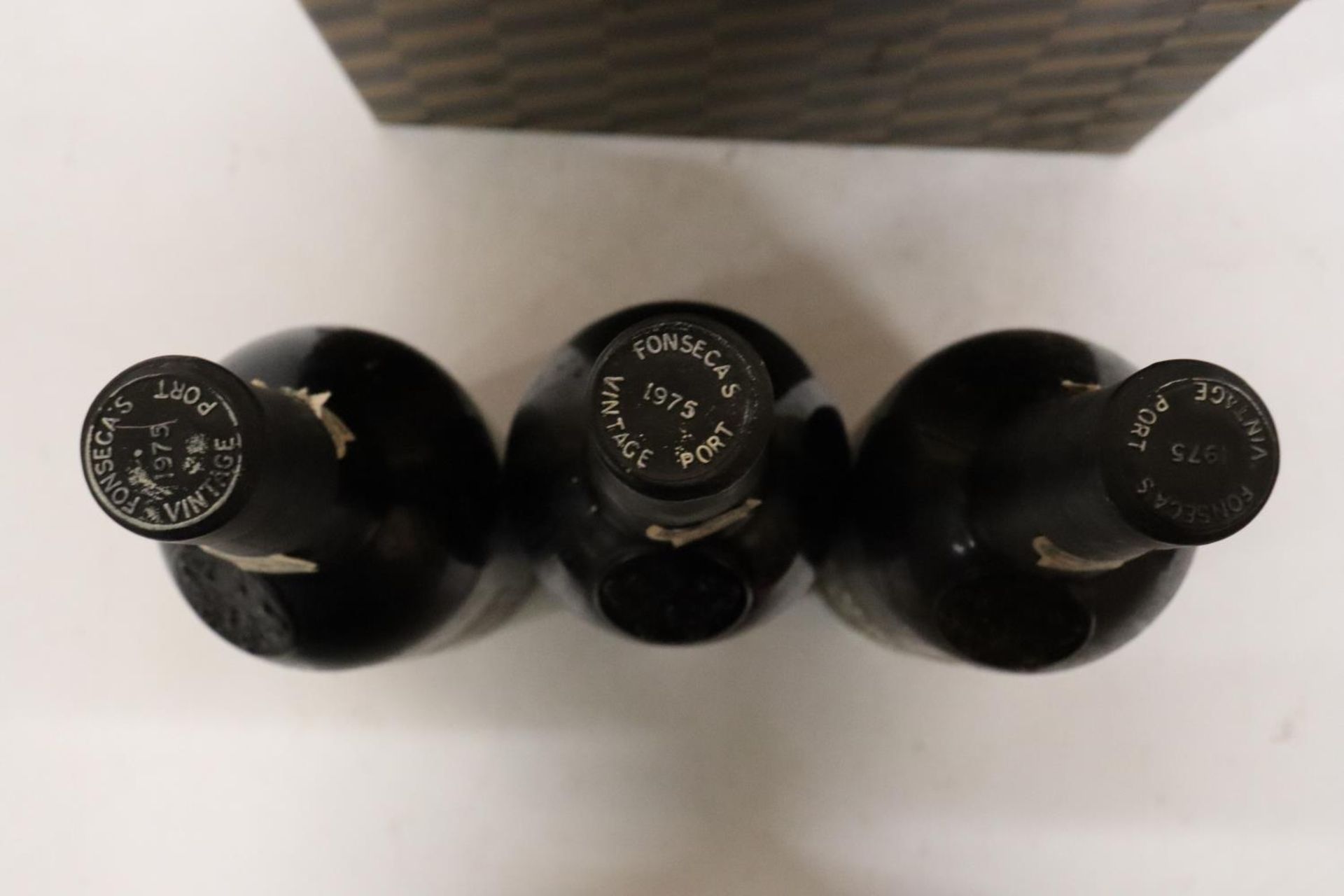 THREE BOTTLES OF FONSECAS 1975 VINTAGE PORT IN A BOX - Image 3 of 5