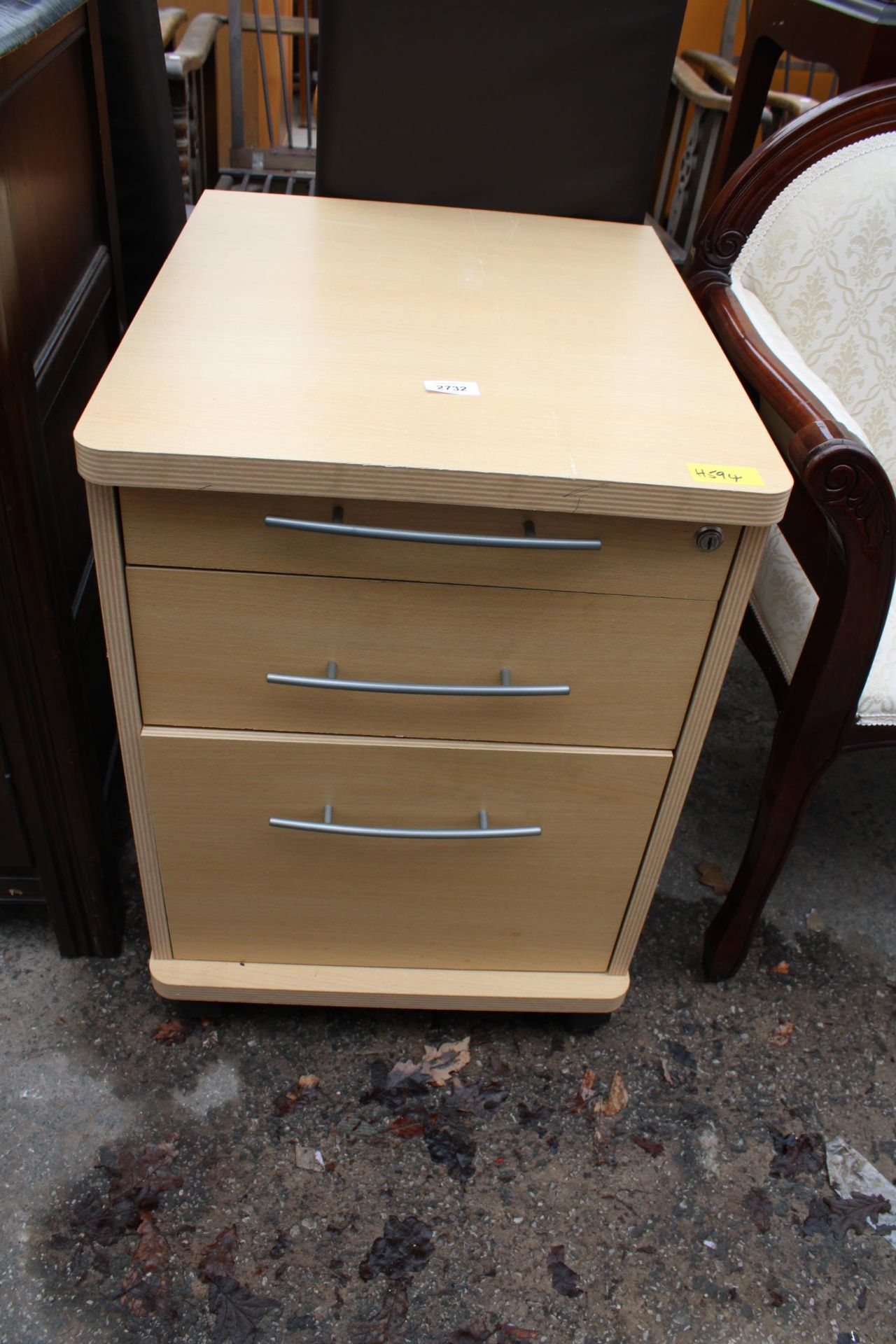 AN OFFICE FILING CHEST