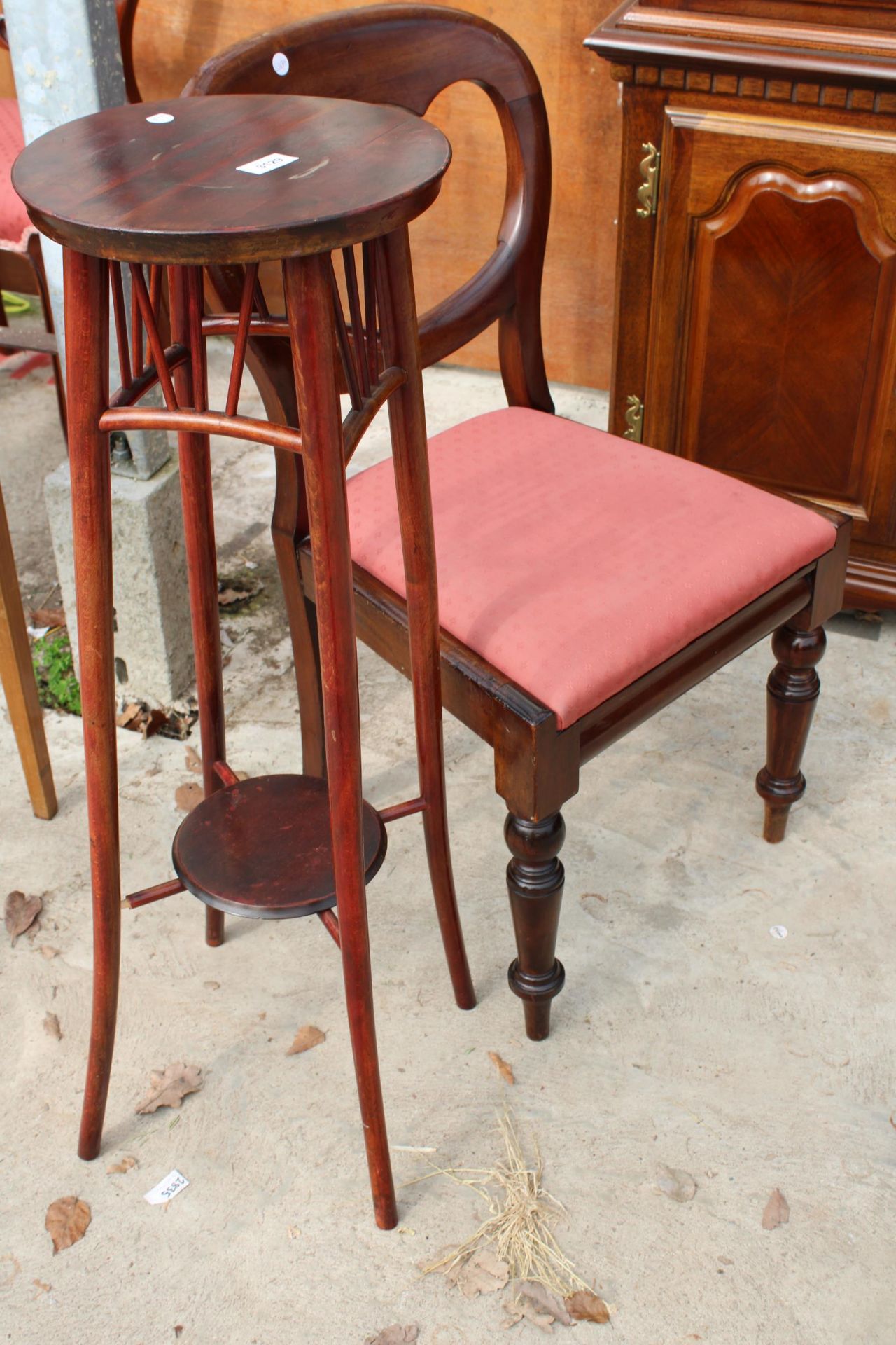 A VICTORIAN MAHOGANY DINING CHAIR AND A TWO TIER BENTWOOD STYLE JARDINIERE STAND - Image 2 of 2