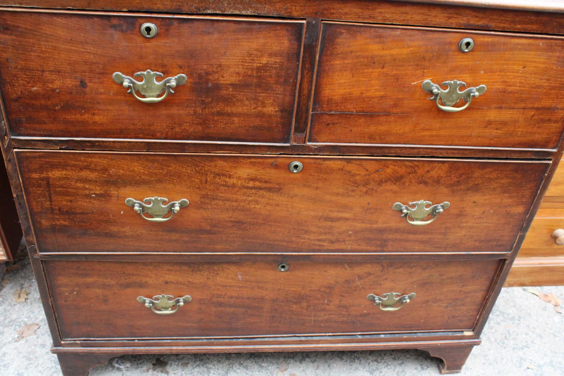 A 19TH CENTURY SATINWOOD CHEST OF TWO SHORT AND TWO LONG DRAWERS 36" WIDE - Image 3 of 3