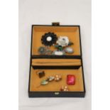 A QUANTITY OF BROOCHES, A RING AND EARRINGS PLUS TWO JEWELLERY BOXES