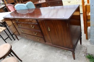 A MAHOGANY STRONGBOW FURNITURE SIDEBOARD ENCLOSING FOUR DRAWERS AND TWO CUPBOARDS, 72" WIDE