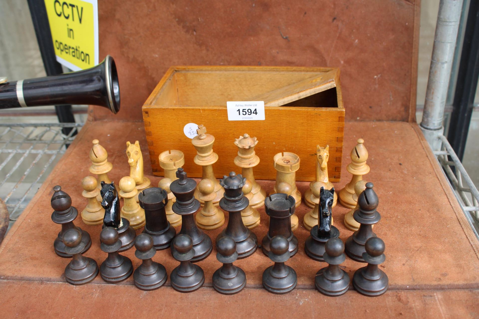 A COMPLETE VINTAGE BOXED STAUNTON STYLE CHESS SET