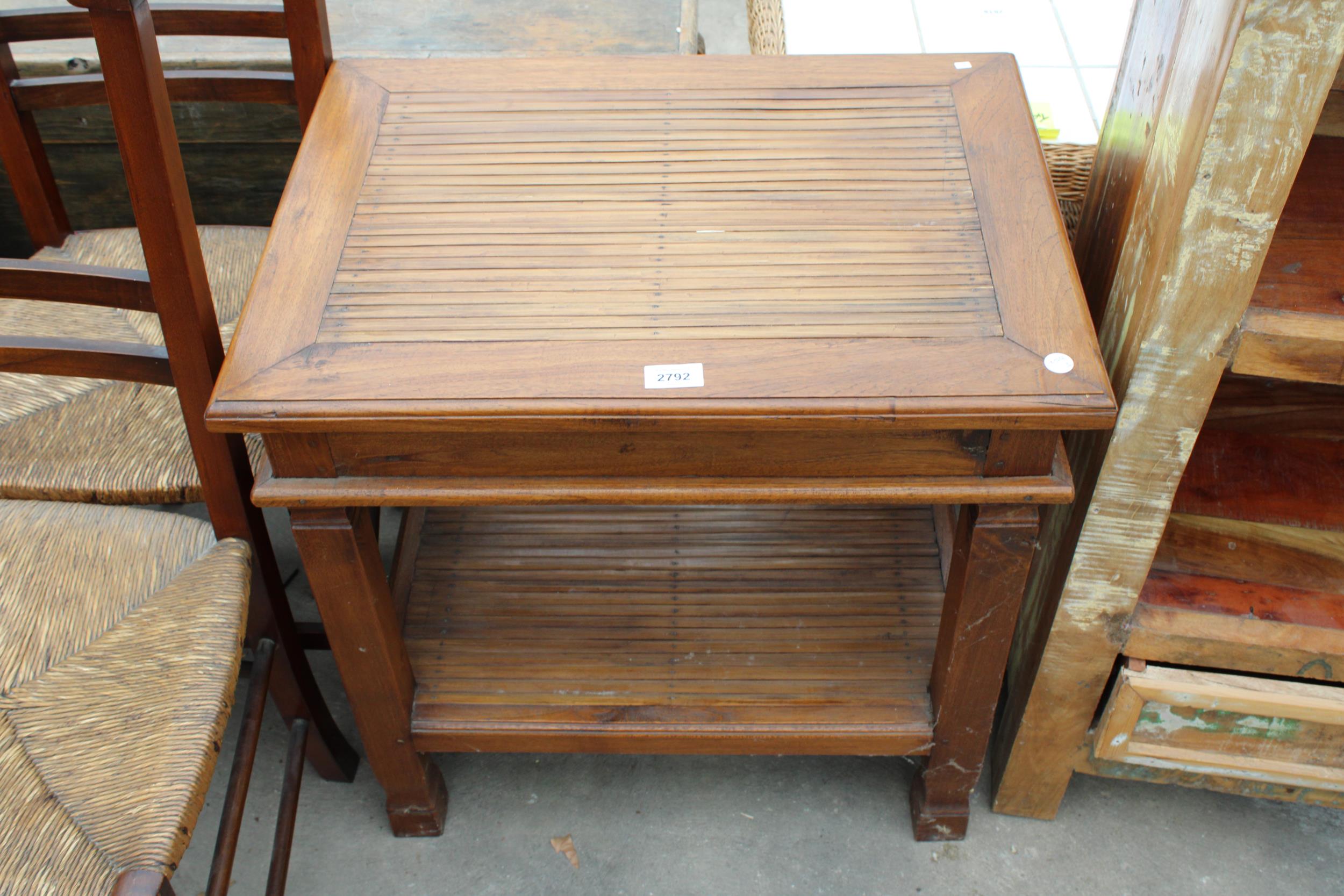 A MODERN HARDWOOD AND BAMBOO TWO TIER LAMP TABLE, 24" X 17"