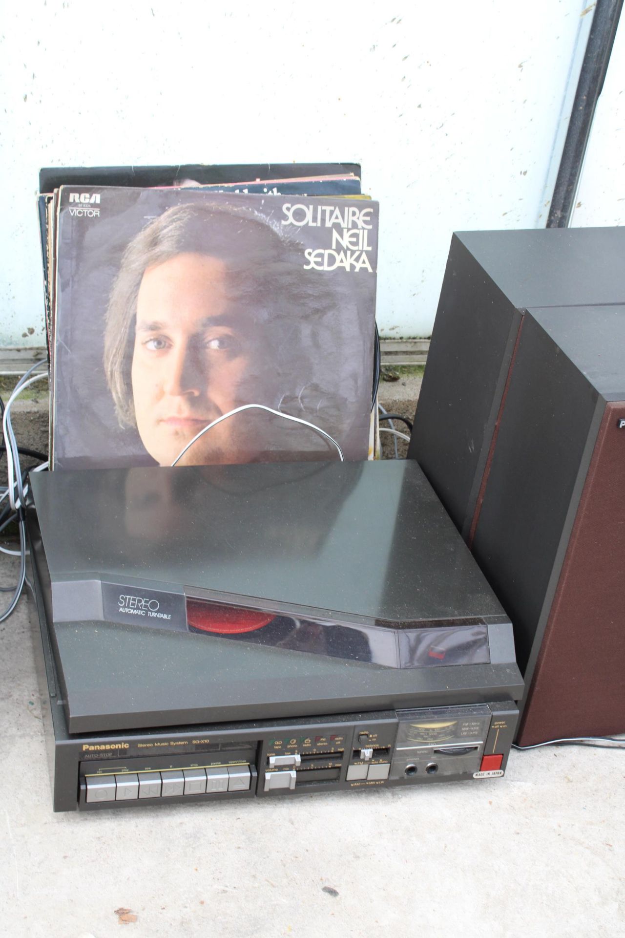 A GOODMANS STEREO STACK WITH CD, TAPE AND RADIO COMPLETE WITH TWO SPEAKERS AND PANASONIC - Image 3 of 4