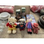 AN ASSORTMENT OF TOYS TO INCLUDE JIGSAWS AND TEDDIES ETC