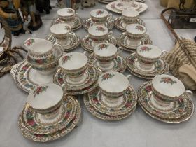 A ROYAL STANDARD INDIAN SUMMER TEASET