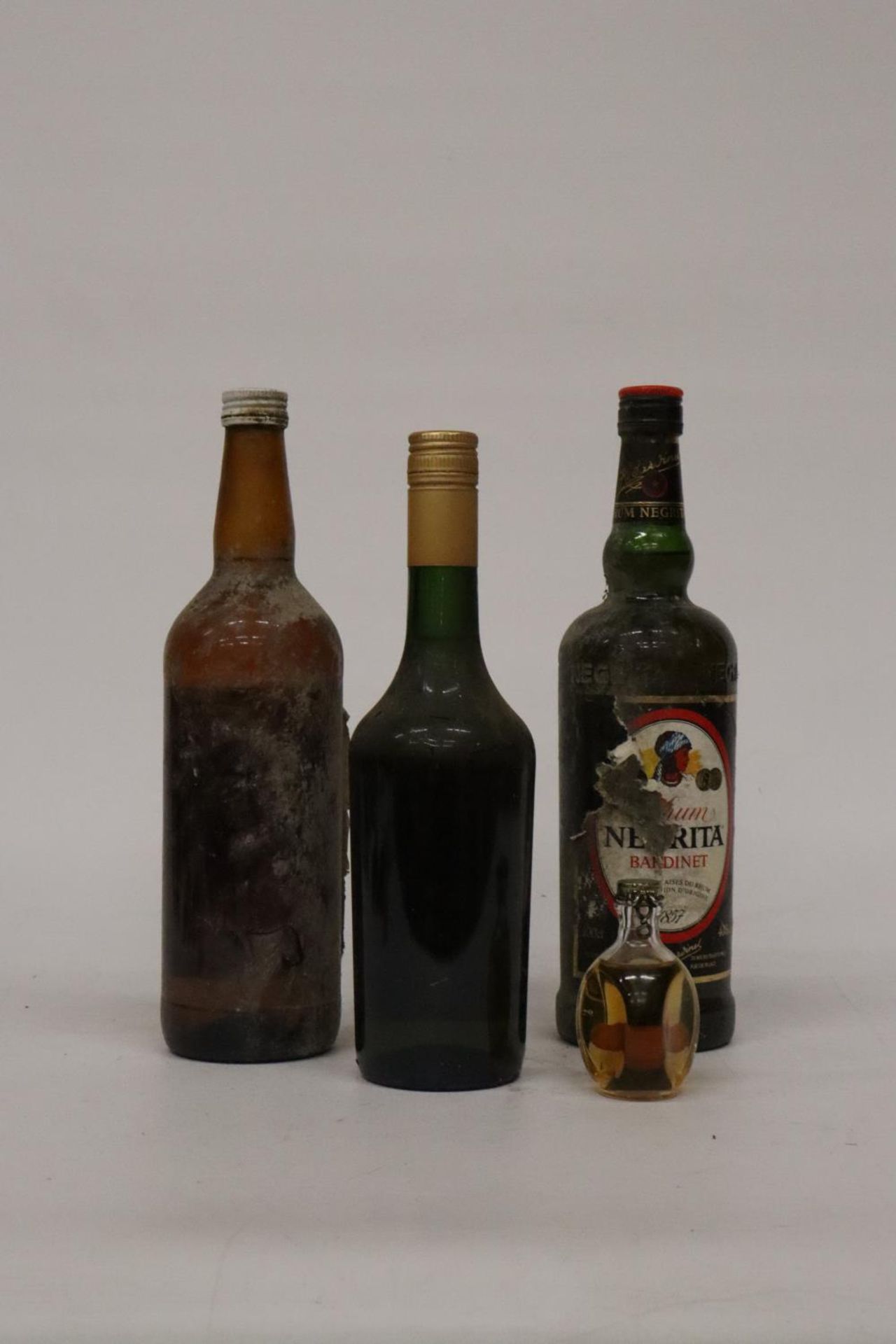 THREE 70CL BOTTLES OF LIQUEUR AND A MINIATURE BOTTLE OF WHISKY - Image 2 of 2
