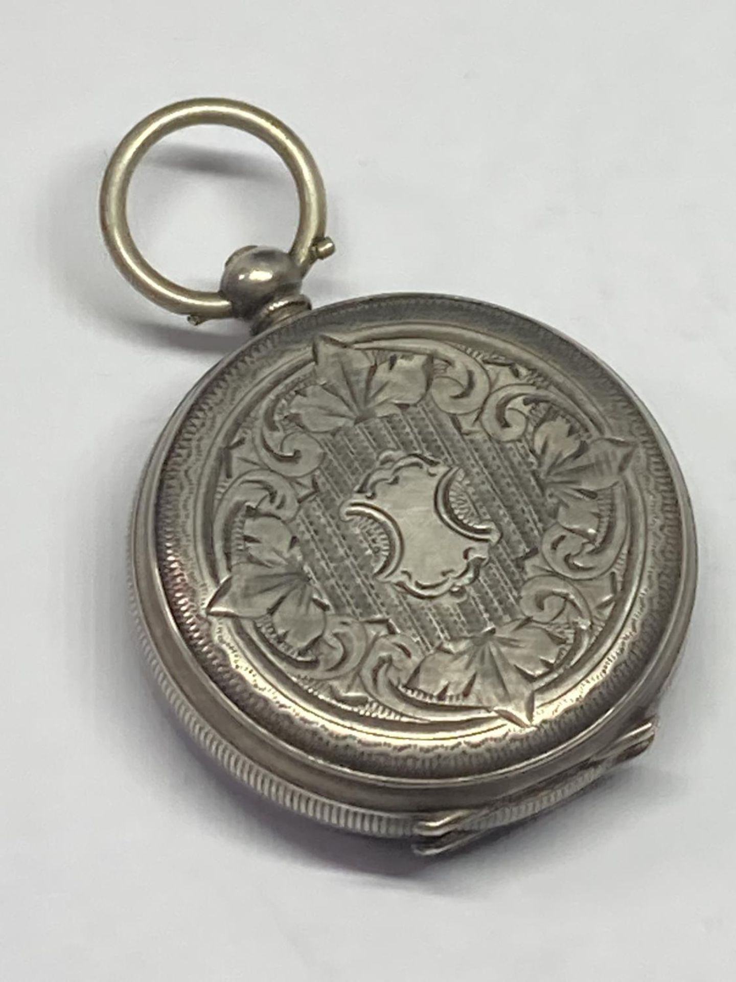 A SILVER FOB WATCH - Image 2 of 4