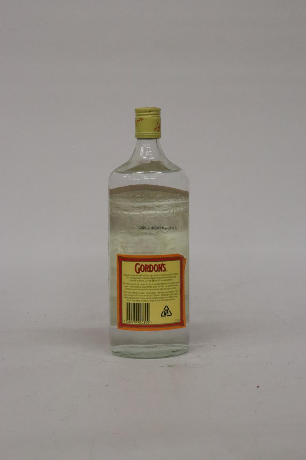 A 1L BOTTLE OF OF GORDONS LONDON DRY GIN - Image 2 of 2