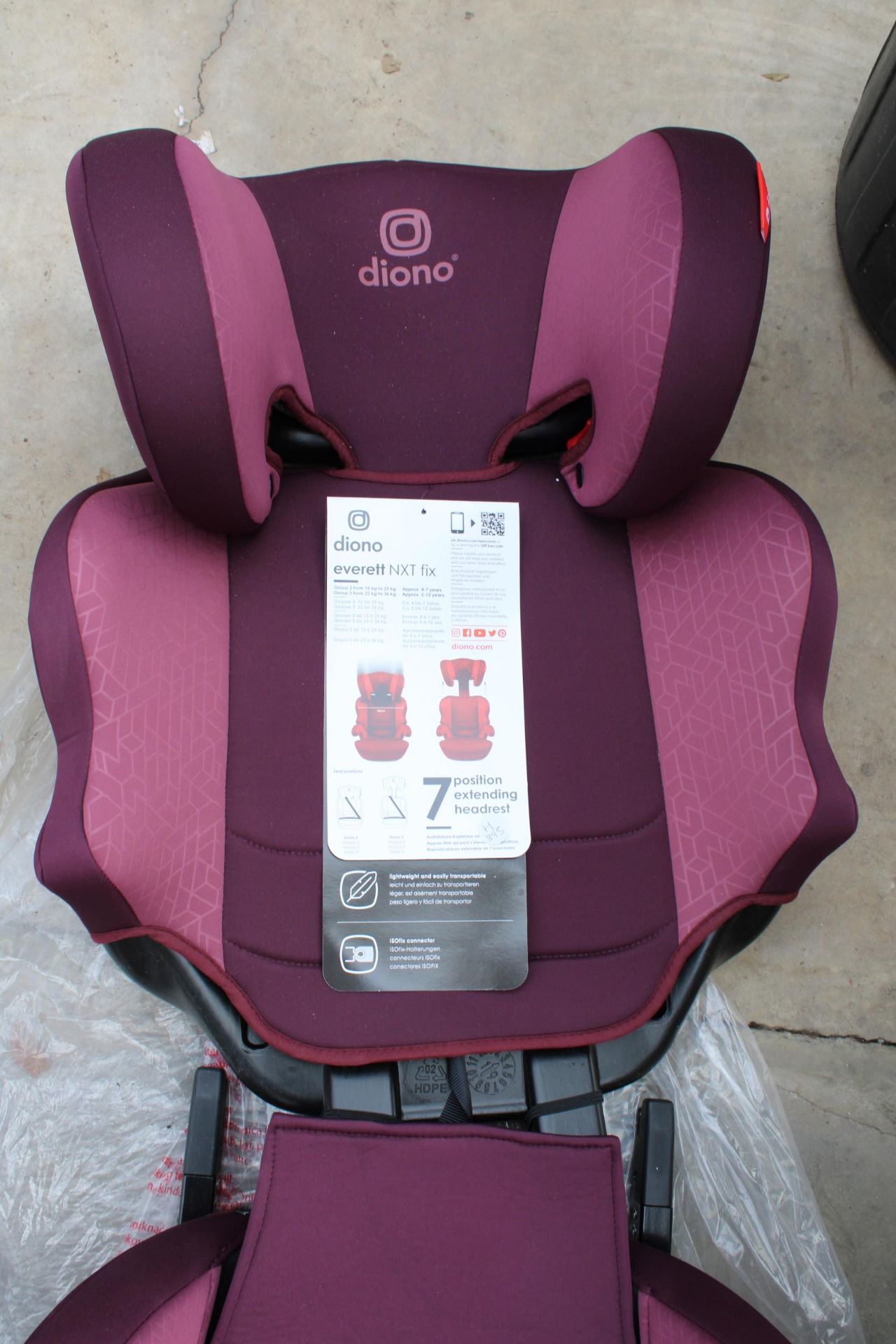 AN AS NEW COT MATTRESS AND A DIONMO CAR SEAT - Image 4 of 5