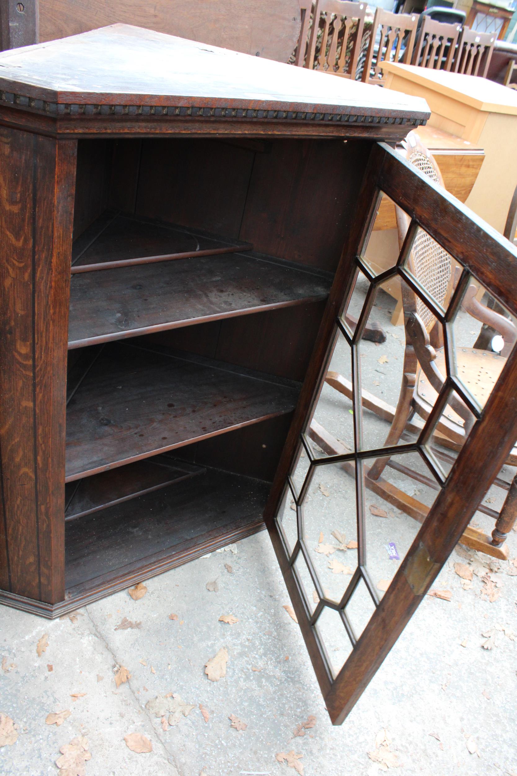 AN OAK GEORGE III STYLE ASTRAL GLAZED CORNR CUPBOARD - Image 2 of 2