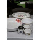 A QUANTITY OF ROYAL WORCESTER 'EVESHAM', ETC TO INC;UDE RAMEKINS, SERVING DISHES, ETC