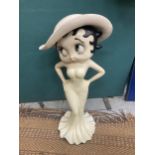 A TALL BETTY BOOP SHOP DISPLAY FIGURE, HEIGHT 98CM, WIDTH AT BASE, APPROX 37CM