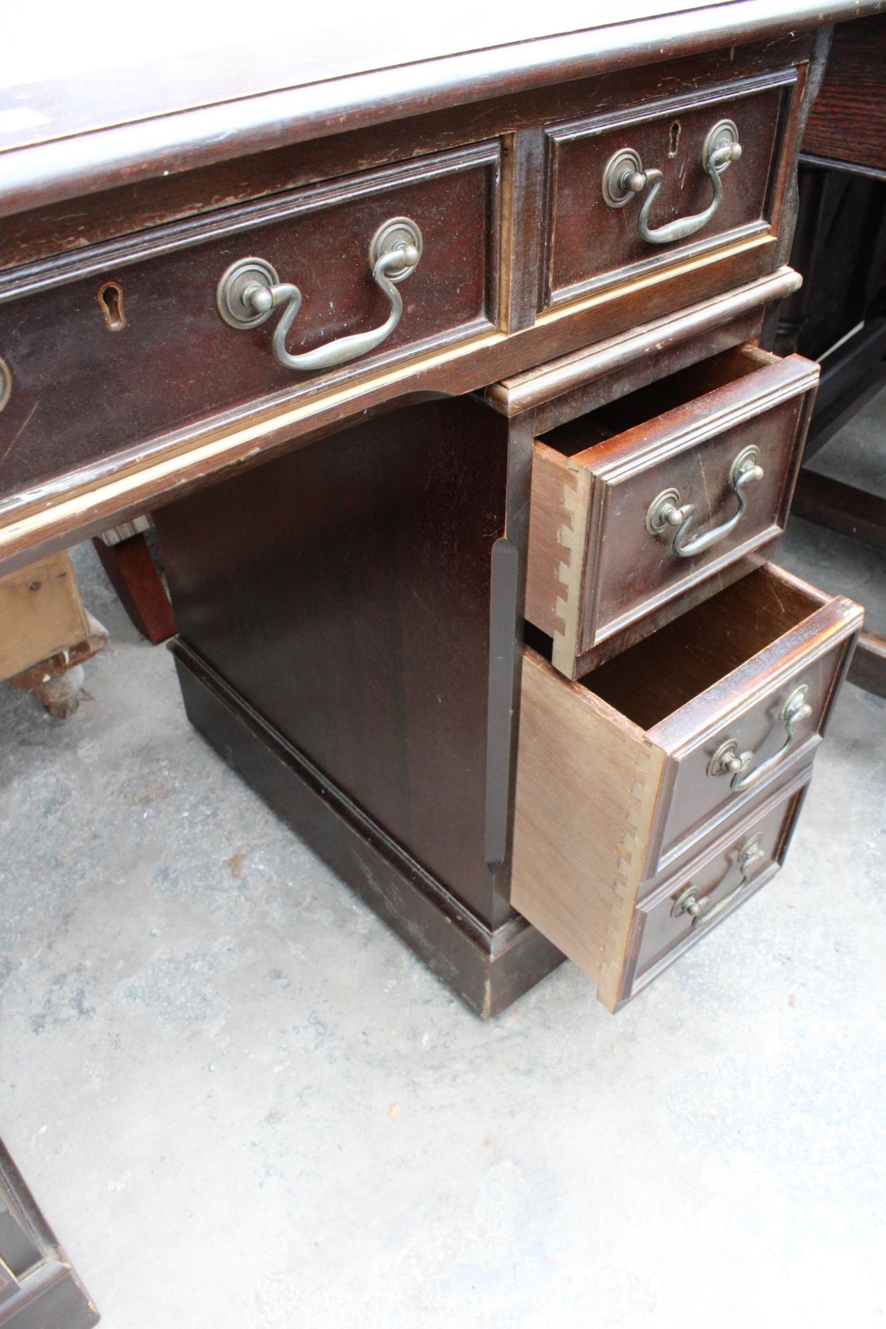 A TWIN PEDESTAL DESK WITH INSET LEATHER TOP 37" X 21" - Image 2 of 4