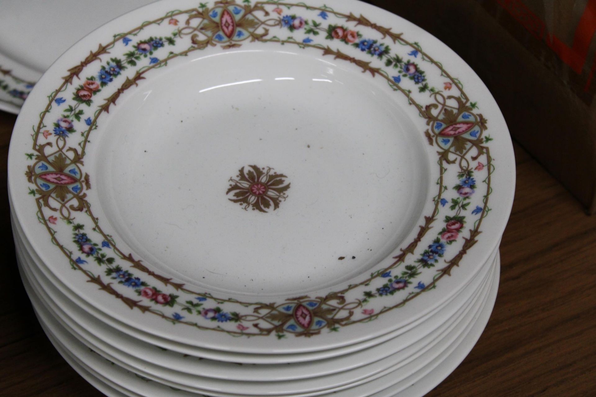 LIMOGES FRANCE PLATES AND BOWLS - Image 2 of 3