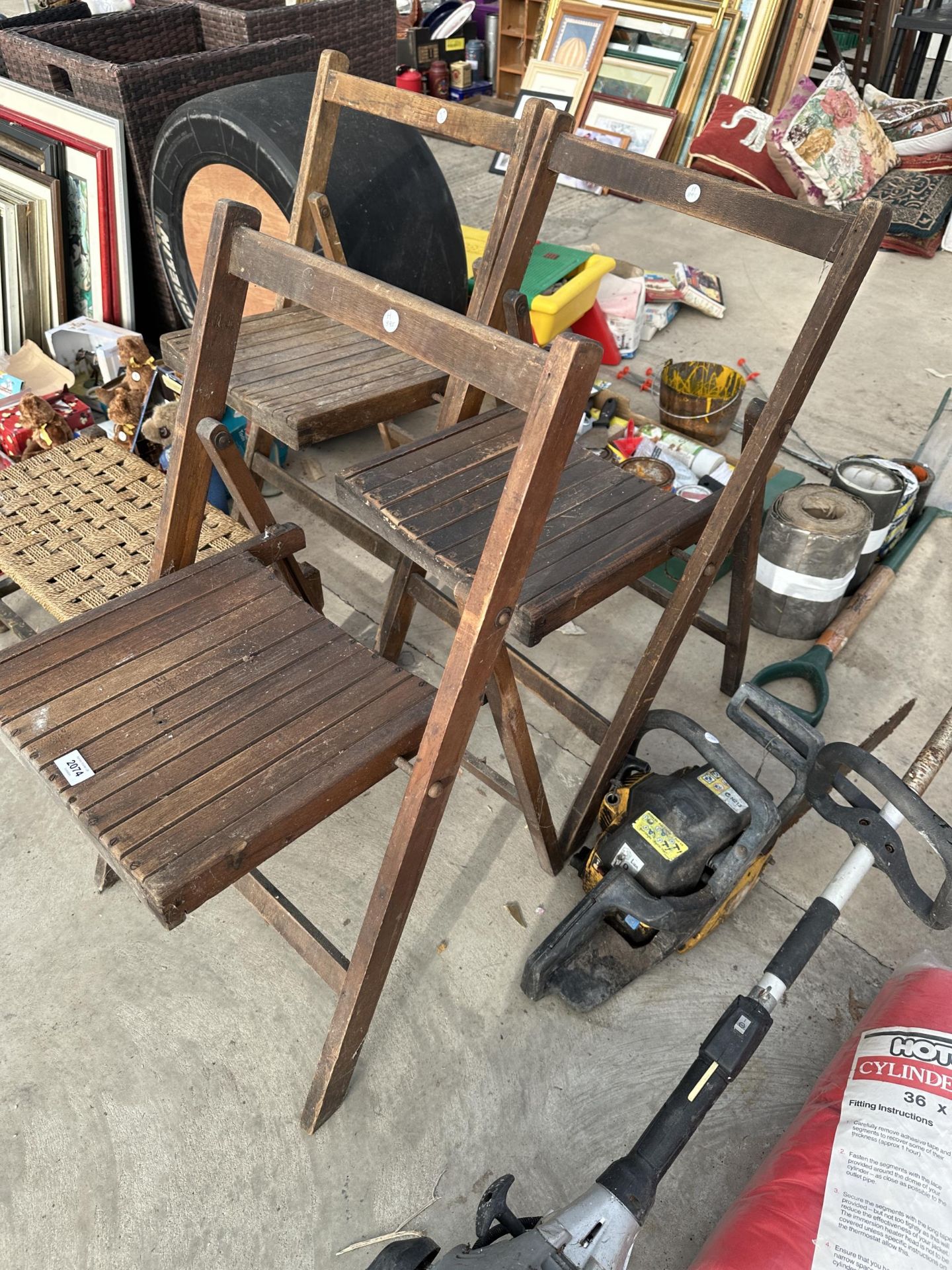 THREE WOODEN FOLDING CHAIRS AND A WOVEN TOP STOOL - Image 2 of 3