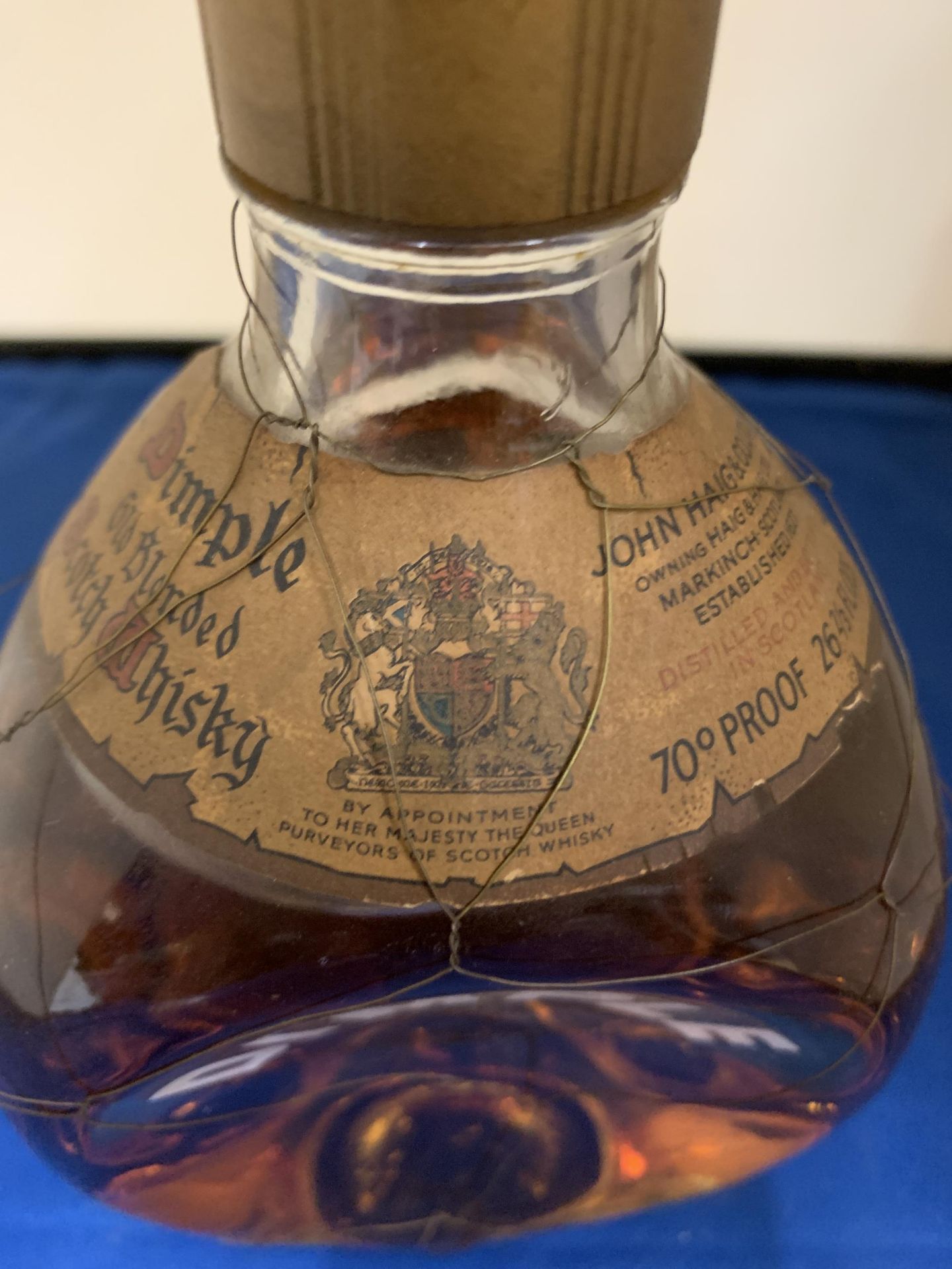 A DIMPLE BOTTLE OF JOHN HAIGH & CO LIMITED WHISKY 70% PROOF - Image 3 of 4