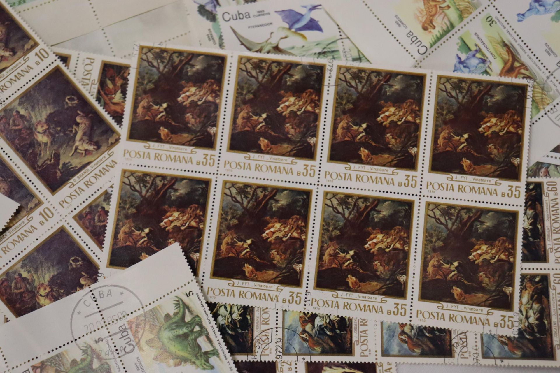 A COLLECTION OF BLOCKS OF STAMPS - Image 4 of 10