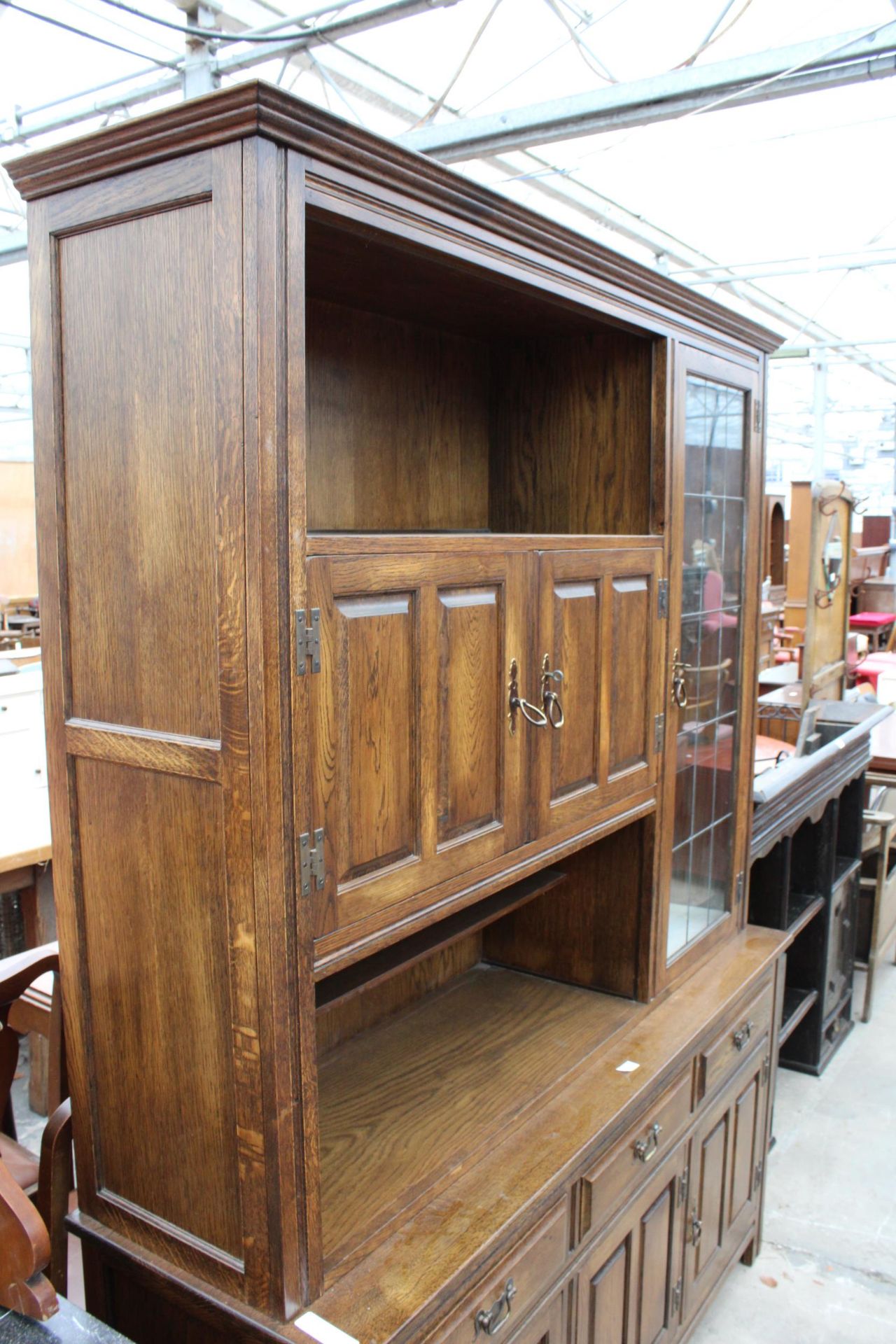 A WADE FURNITURE CABINET WITH THREE UPPER DOORS AND THREE DOORS AND THREE DRAWERS - Image 2 of 5