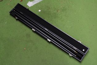 A BCE JIMMY WHITE CUE IN HARD CASE