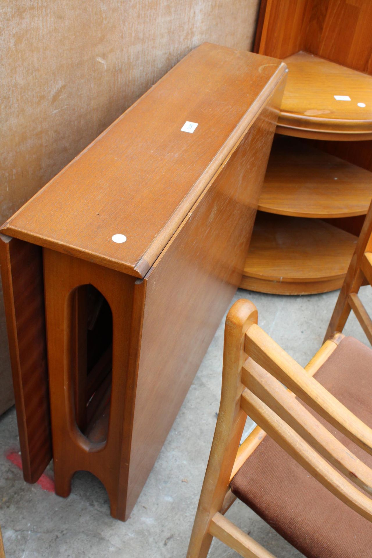 A RETRO TEAK DROP LEAF DINING TABLE AND FOUR DINING CHAIRS (3 + 1) - Image 2 of 3