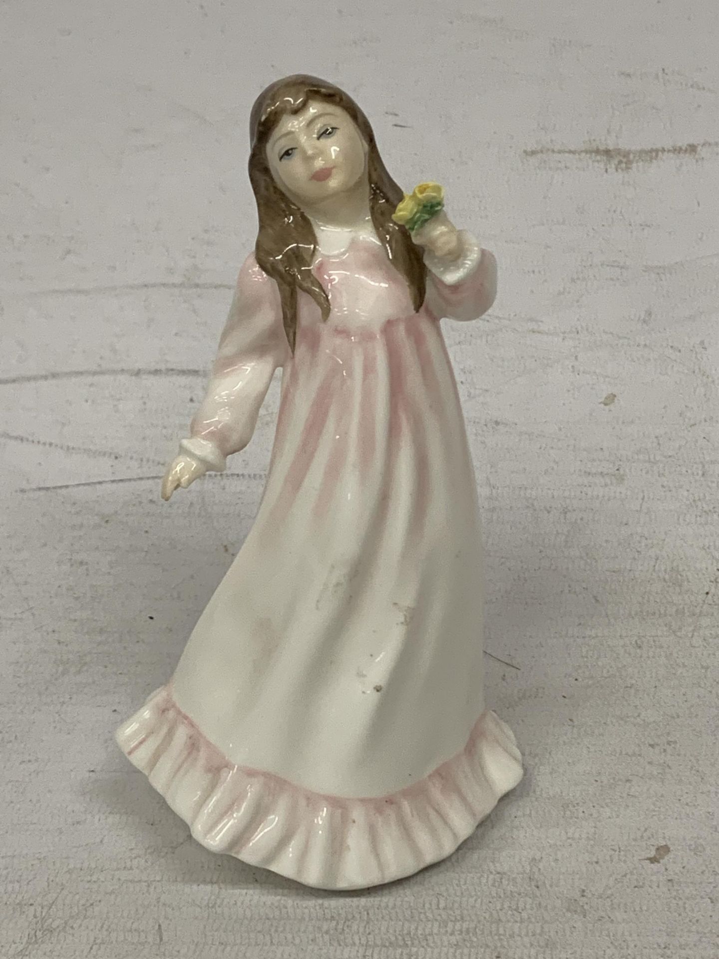 A ROYAL DOULTON FIGURINE "FLOWERS FOR MOTHER" HN3464"